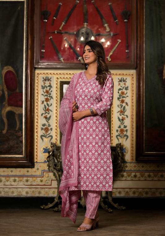 Baby Pink Printed Casual Wear Kurta Set with Bottom wear and Dupatta Dropshipera