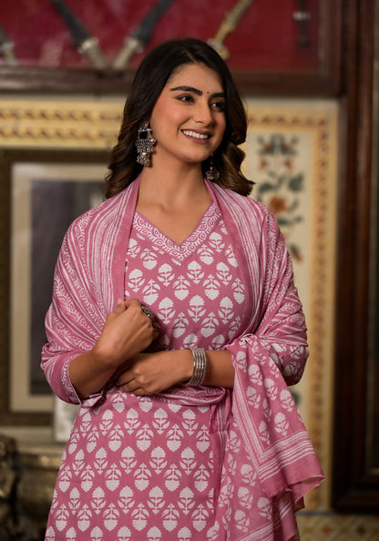 Baby Pink Printed Casual Wear Kurta Set with Bottom wear and Dupatta Dropshipera