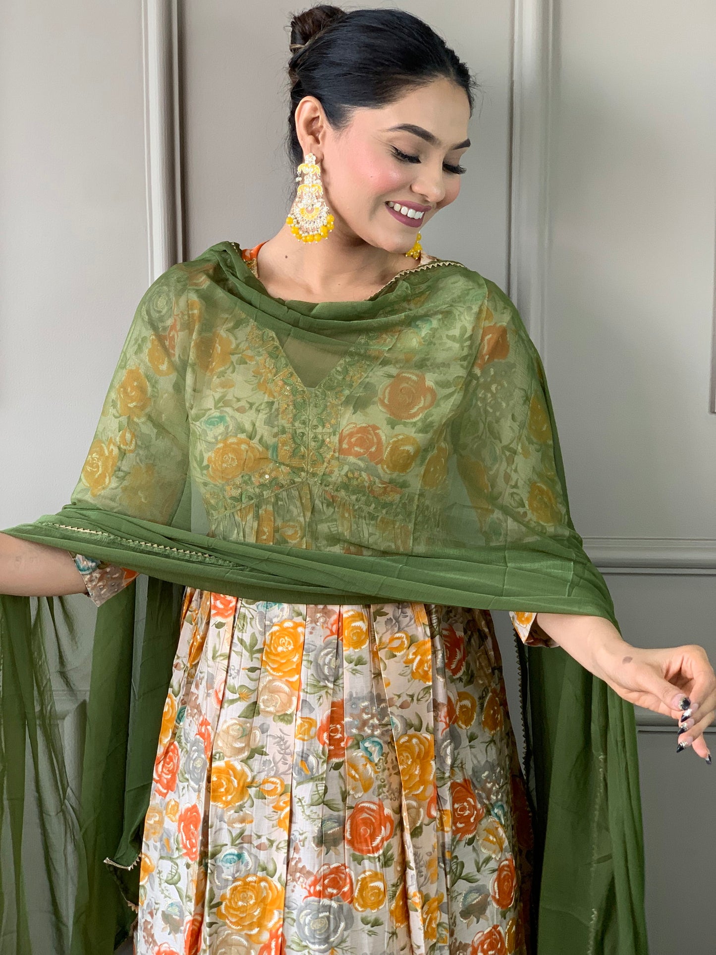 Women Printed and Embroidered Viscose Rayon kurta set Dropshipera
