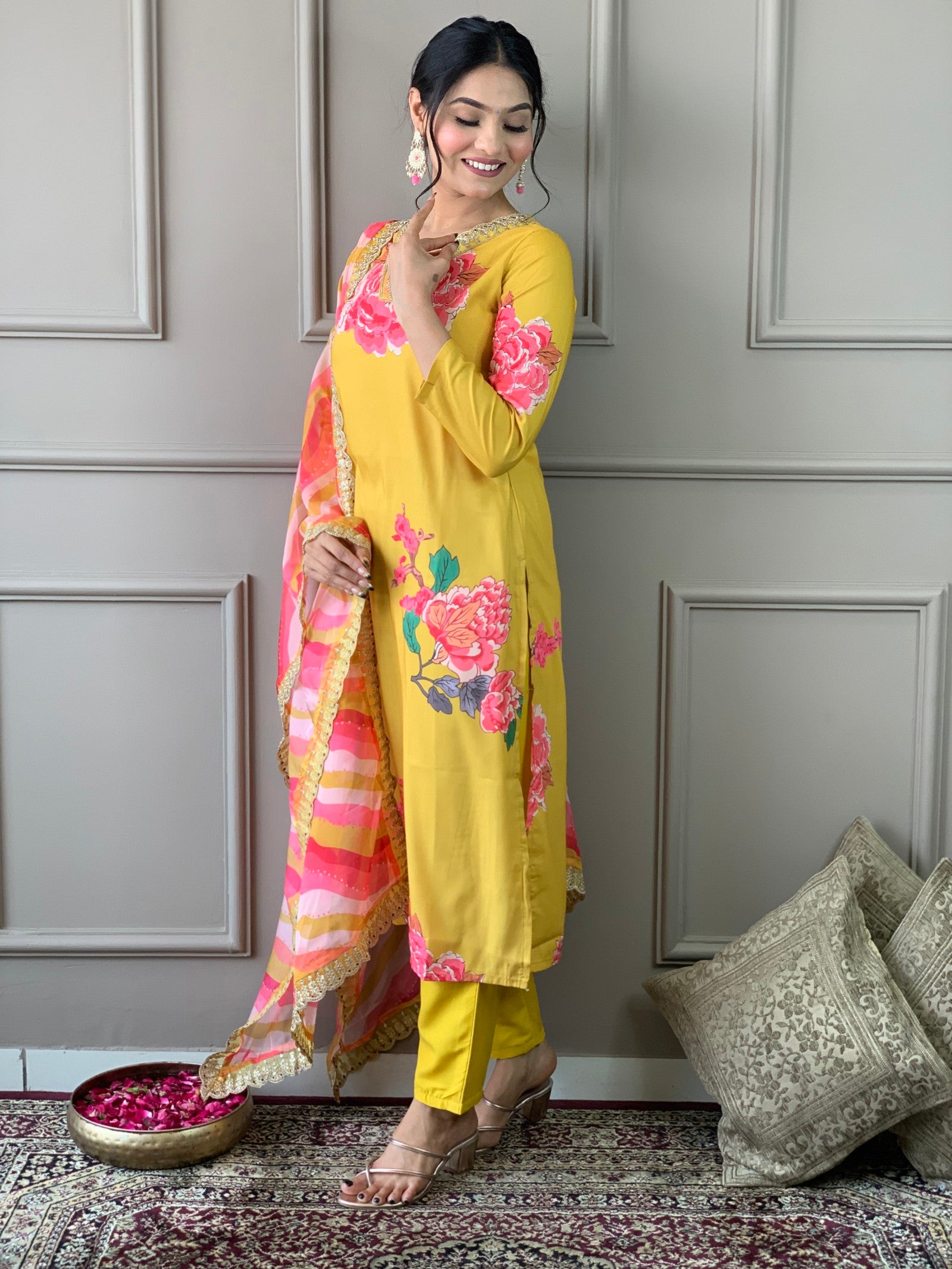 Floral Printed Straight Kurta with Botton and Dupatta Dropshipera