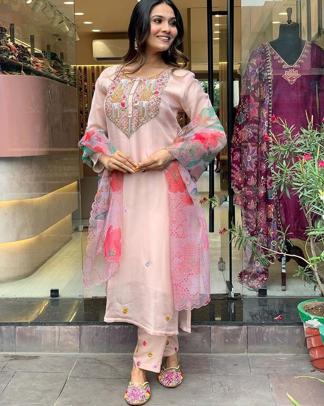 Peach Heavy Kurta Set With Organza Dupatta Dropshipera