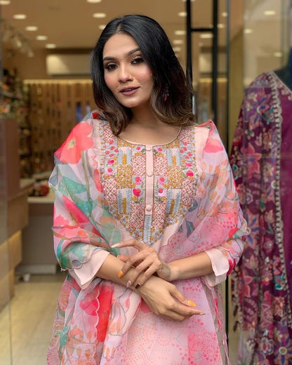 Peach Heavy Kurta Set With Organza Dupatta Dropshipera