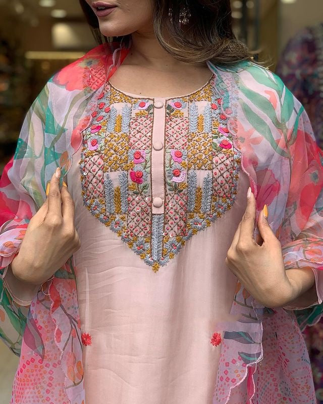 Peach Heavy Kurta Set With Organza Dupatta Dropshipera