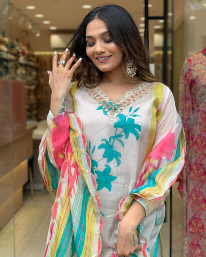 Women's Natural Crepe Kurti Pant With Dupatta Collection Dropshipera