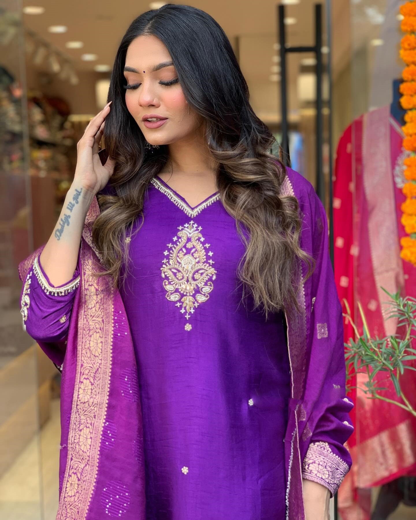 Designer Kurta set with Knee Bottom Pant and Beautiful Dupatta Dropshipera