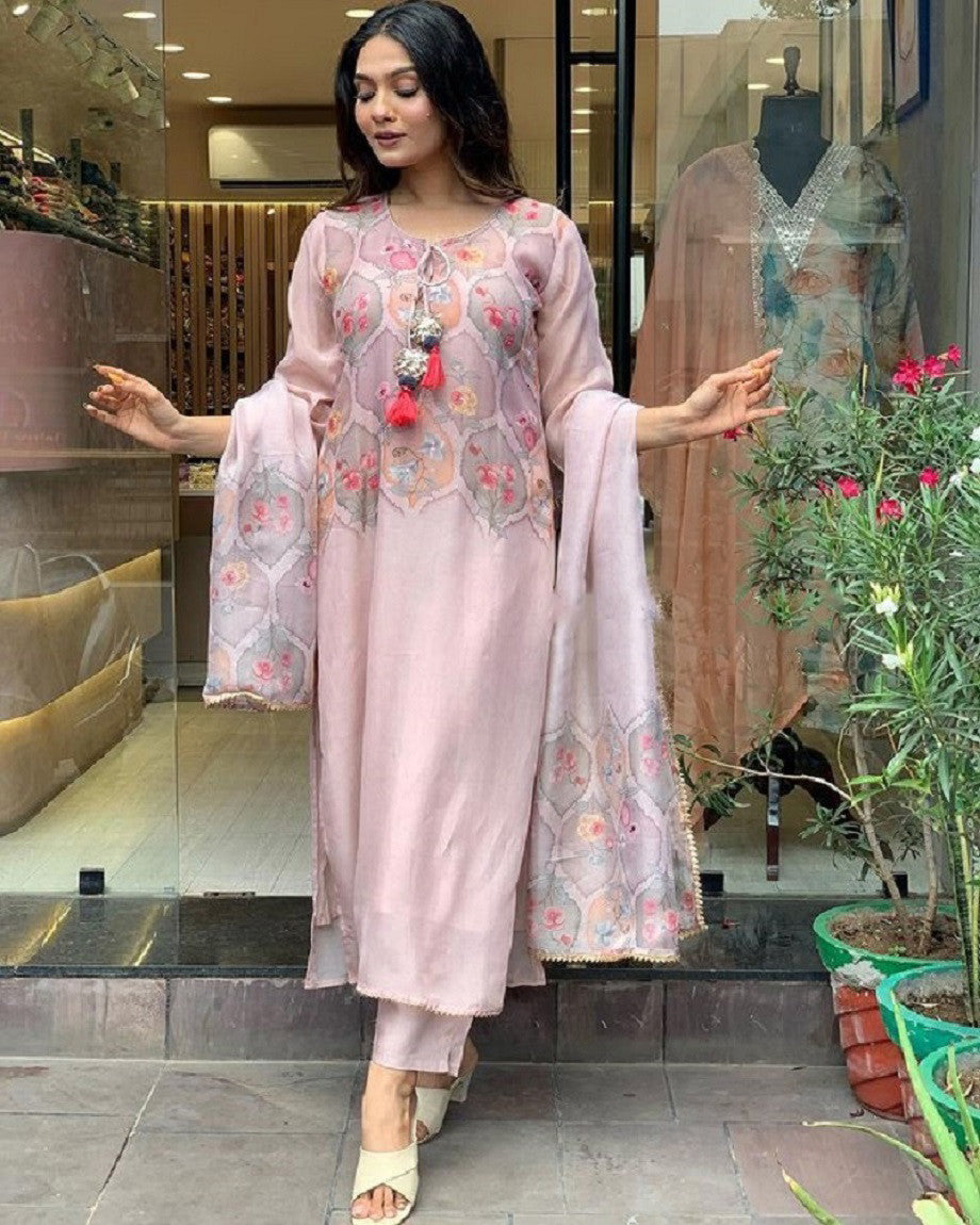 Beautiful Heavy Party Wear Suit With Georgeous Dupatta Dropshipera