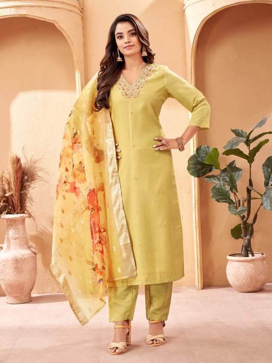 Designer Kurta set with Knee Bottom Pant and Beautiful Dupatta Dropshipera