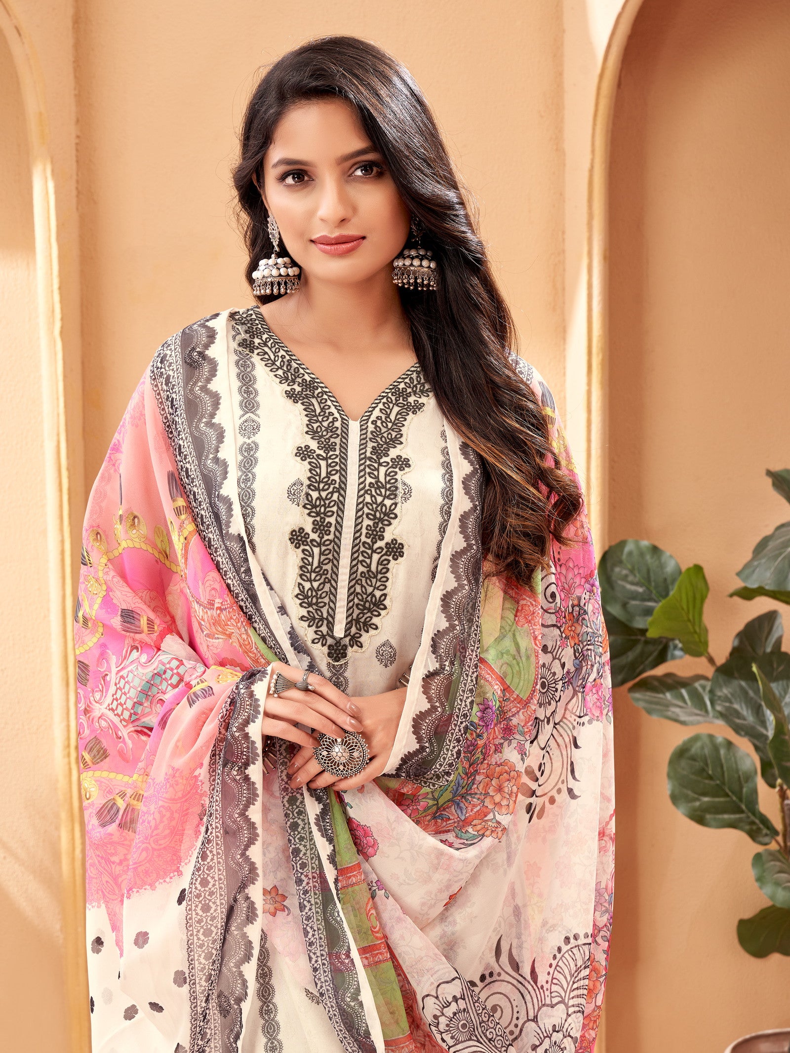 Beautifull Suit With Heavy Work  On Kurta And Floral Dupatta Dropshipera