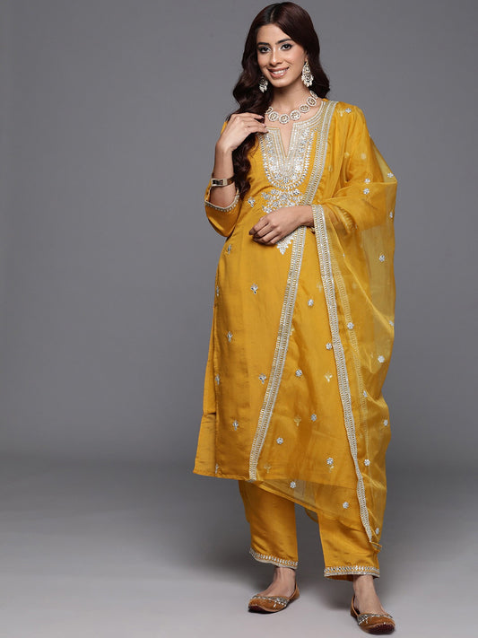 Designer Embroidery Kurta With Pant And Beautiful Dupatta Dropshipera