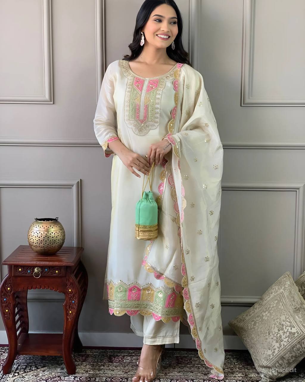 Women Embroidered Pure Viscose Chanderi kurta set Dropshipera