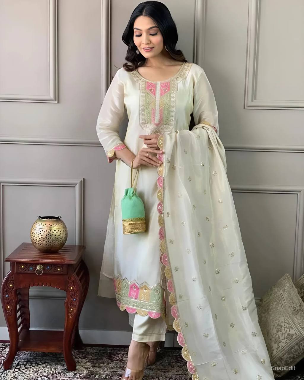 Women Embroidered Pure Viscose Chanderi kurta set Dropshipera