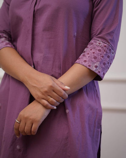 Women Embroidered Rayon Slub Straight Kurta With Pant Dropshipera