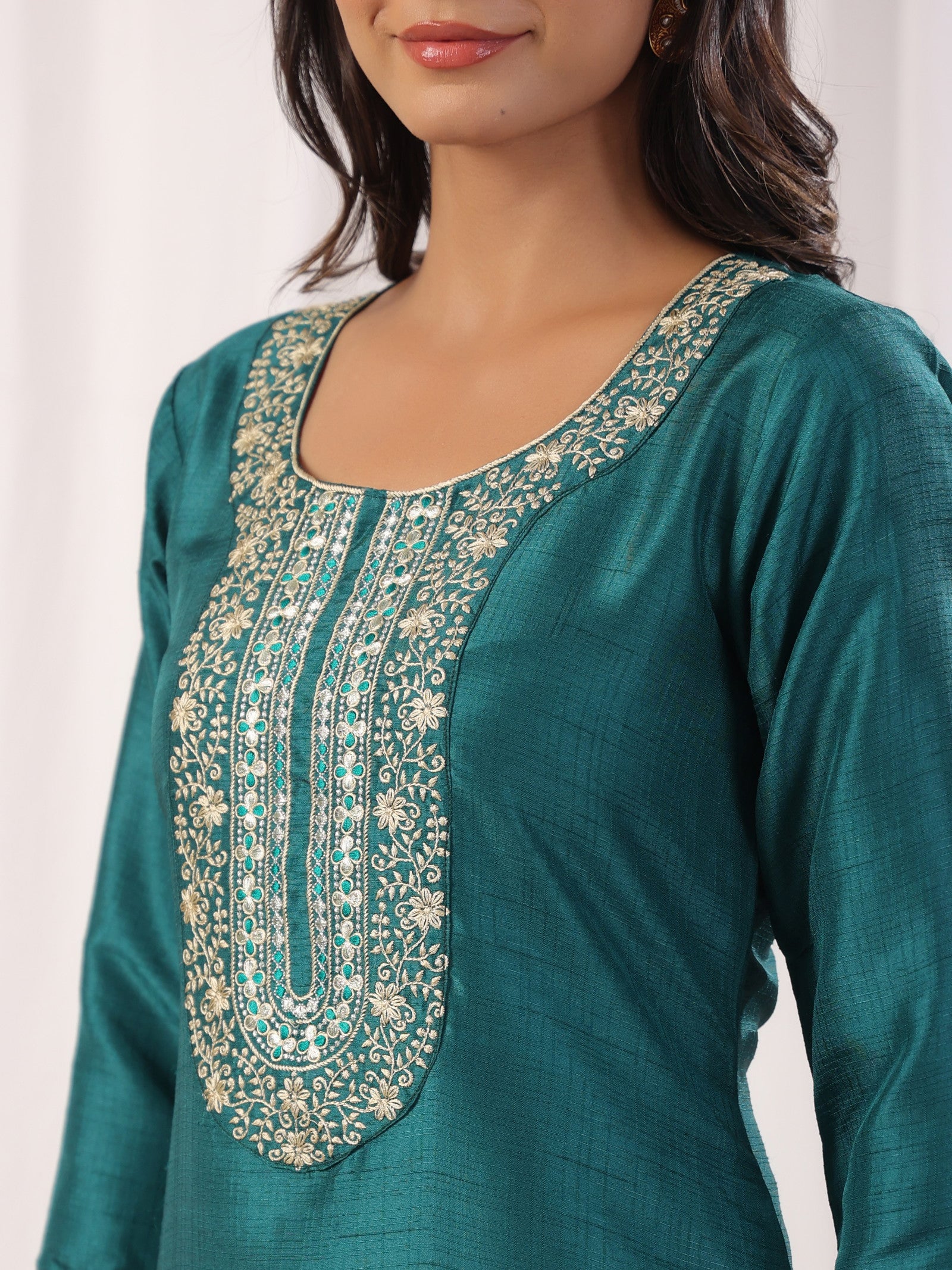 Teal Embroidered Straight Kurta Paired With Bottom and Dupatta Dropshipera