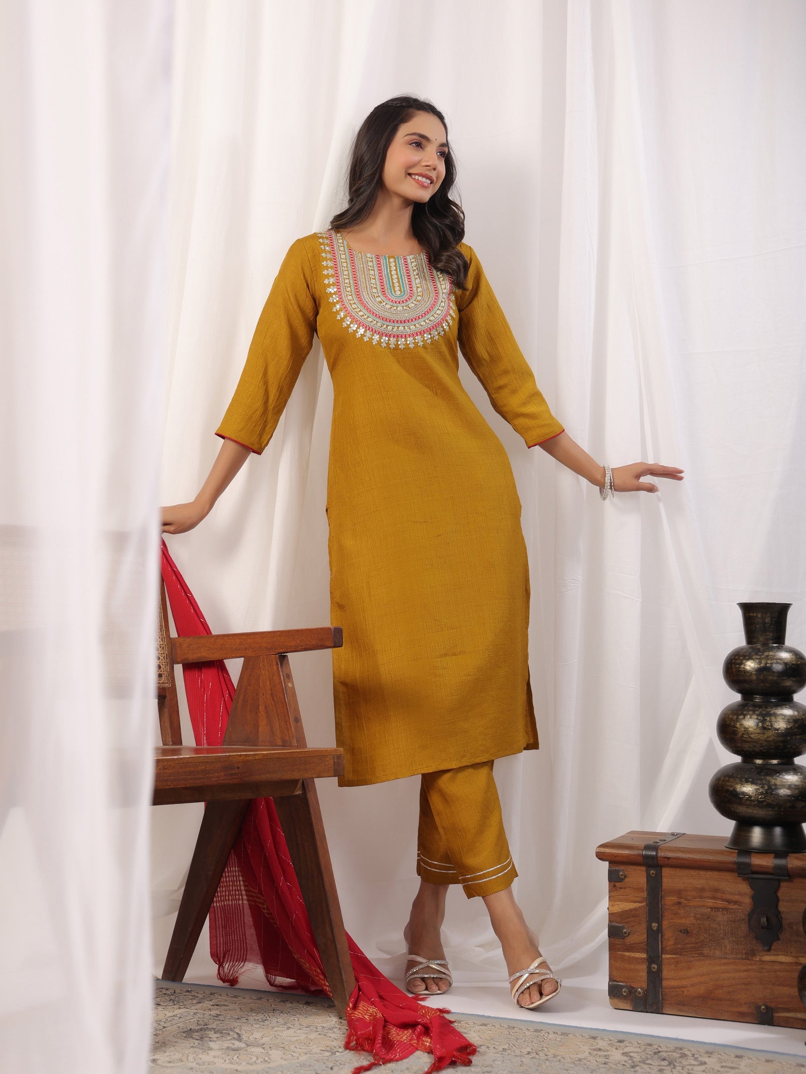 Solid Straight Round Neck Silk Kurta Pant Set With Dupatta Dropshipera