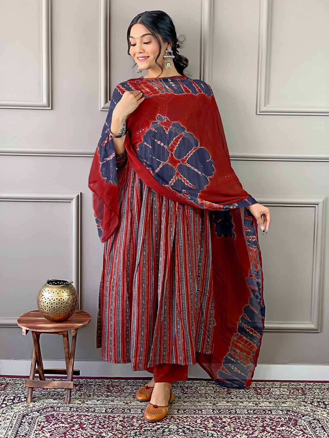 Oaitaari Printed Heavy Duppata Kurta Set With Bottom and Dupatta Dropshipera