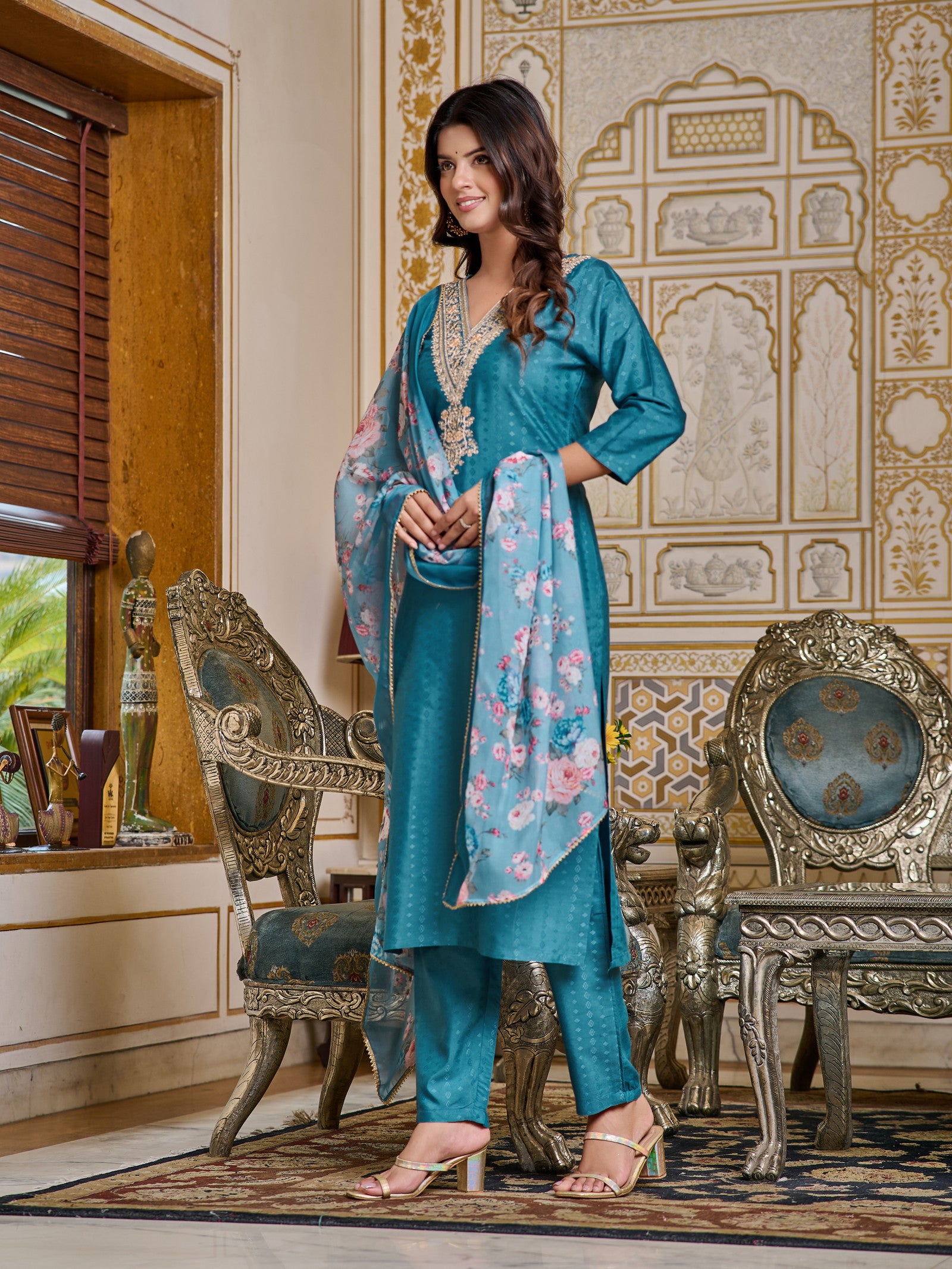 Embroidered Chanderi Kurti With Pant & Dupatta Set Dropshipera