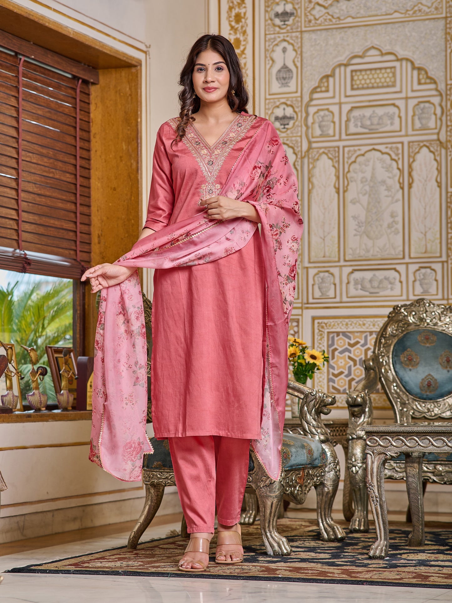 Women Embroidered Straight Kurta Set in Peach Colour Dropshipera