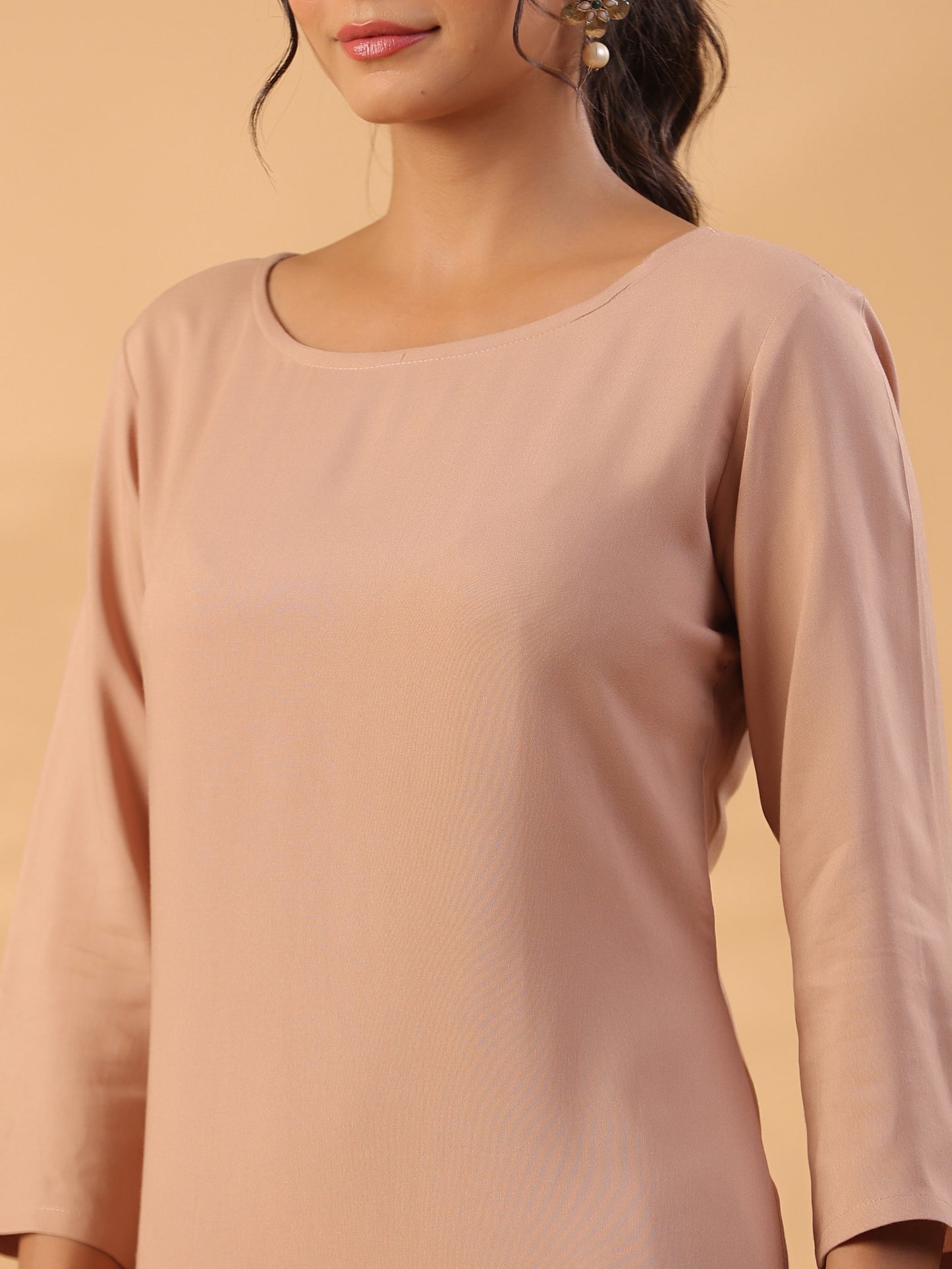 Peach Round Neck Straight Kurta With Trouser Dropshipera