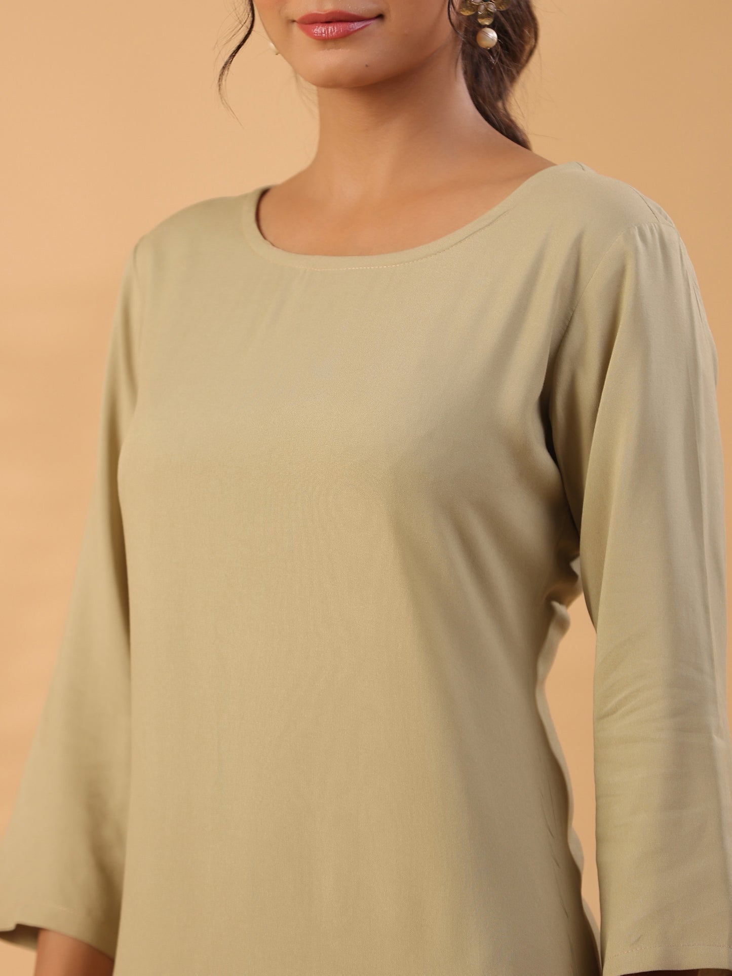 Beige Boat Neck Straight Kurta with Trousers Dropshipera