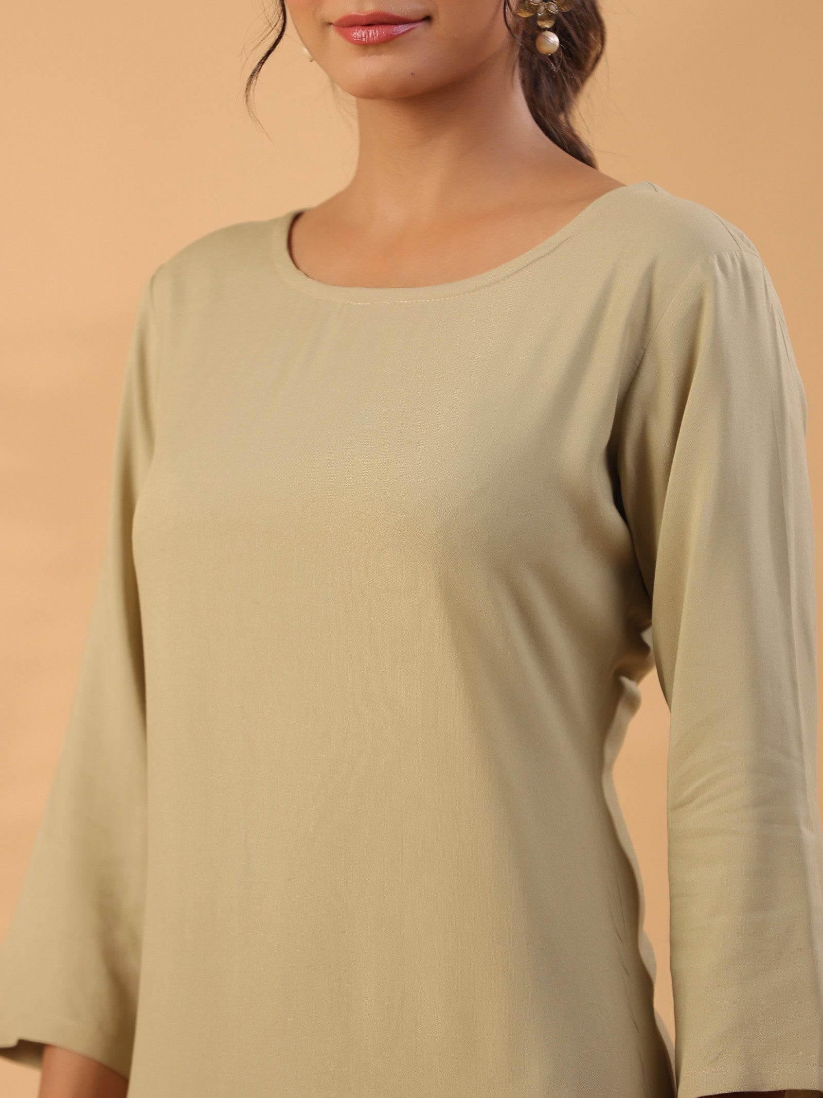 Beige Boat Neck Straight Kurta with Trousers Dropshipera