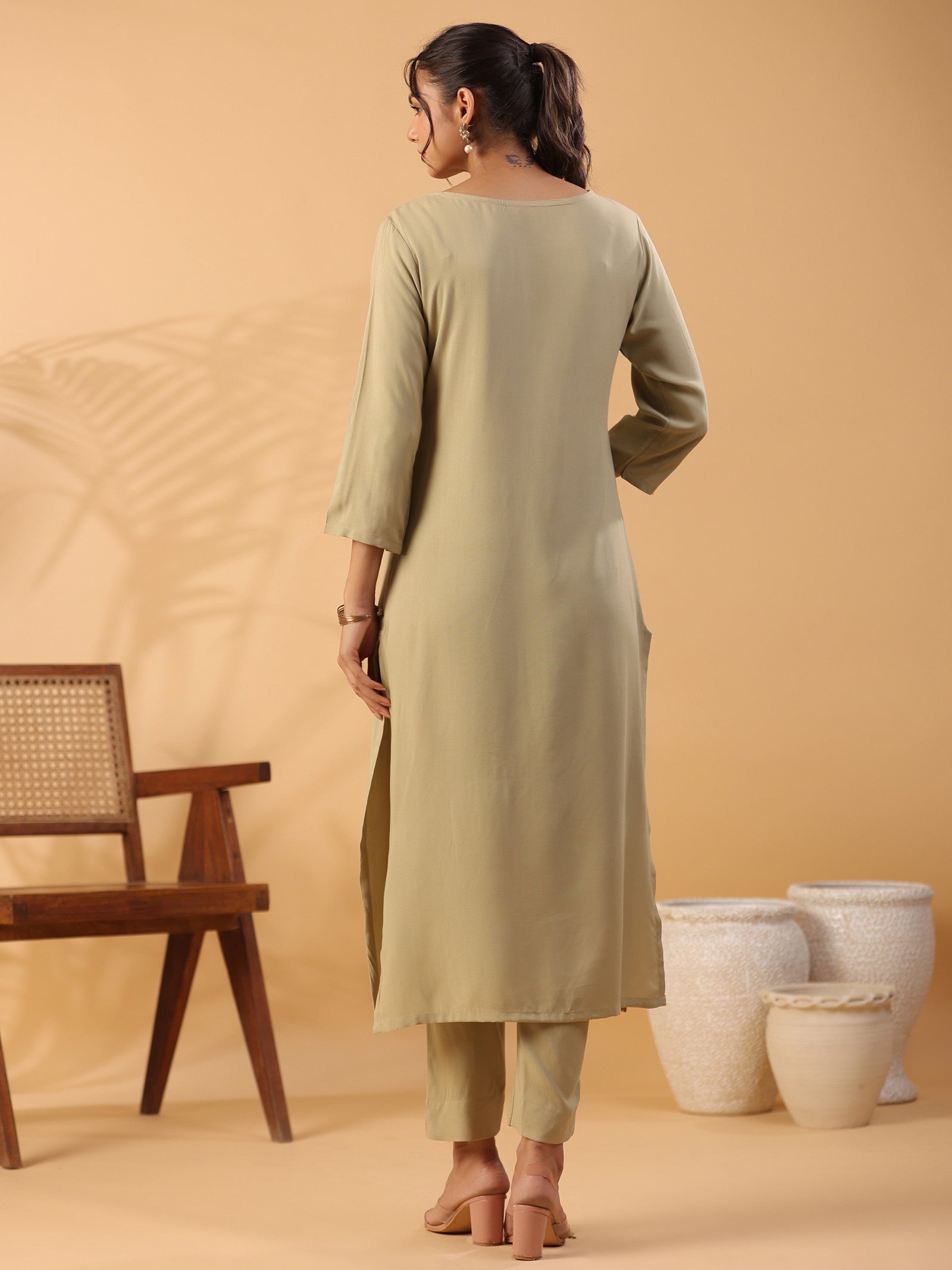 Beige Boat Neck Straight Kurta with Trousers Dropshipera