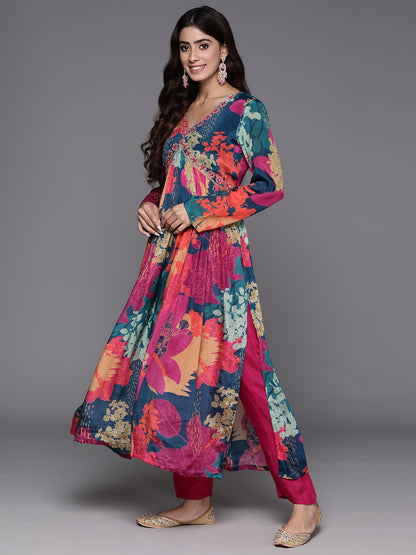 Women Floral Print Flared Kurta with Pants And Dupatta Dropshipera