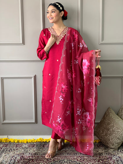 Beautiful Women's Viscous Kurta With Pant And Cut Work Dupatta Dropshipera