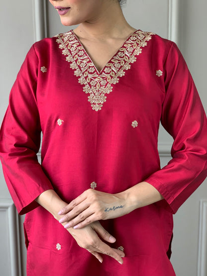 Beautiful Women's Viscous Kurta With Pant And Cut Work Dupatta Dropshipera