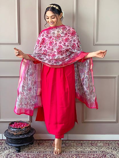Alia Designe  Kurta set with Knee Bottom Pant and Floral Dupatta Dropshipera