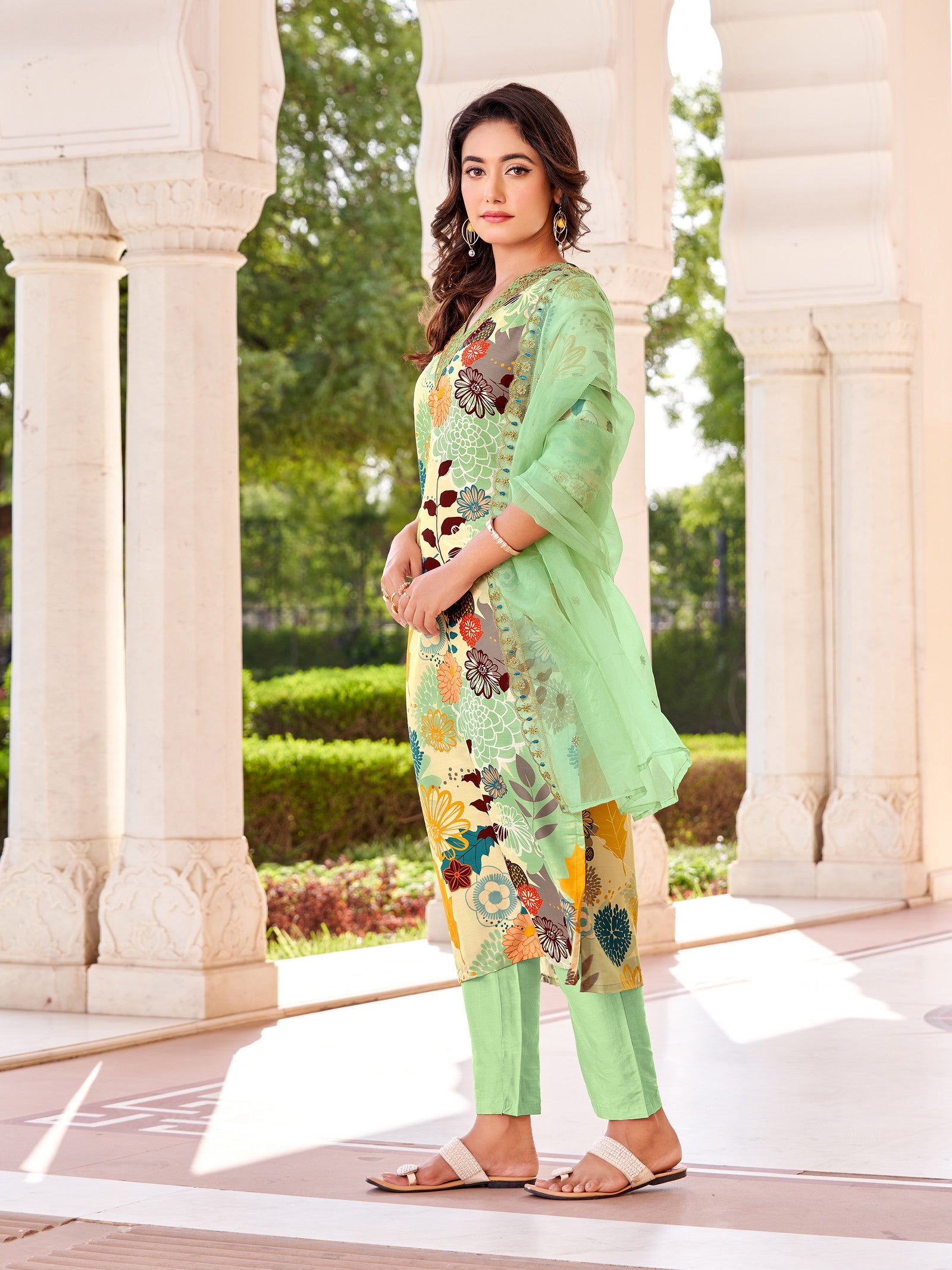 Women Floral Print  Kurta with Pants And Dupatta Dropshipera