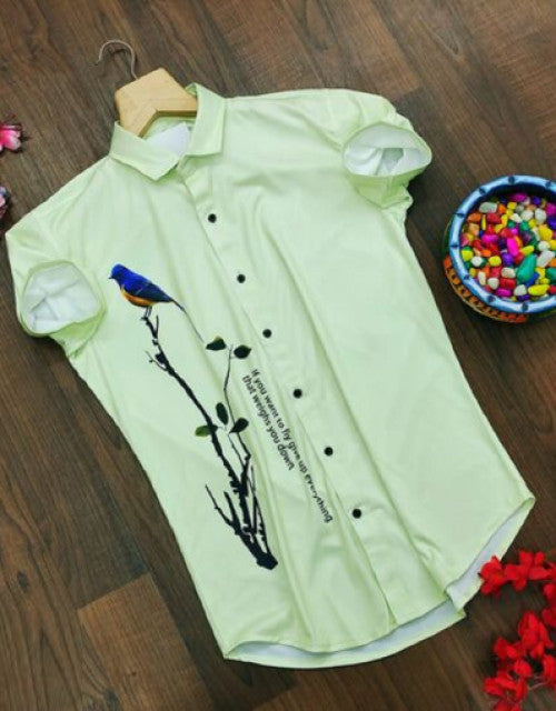 Men Regular Fit Printed Cut Away Collar Casual Shirt Dropdash