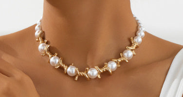 0e53c806-c15e-4b0f-9724-965e7532f3d5 Thorn Stitching Pearl Necklace Women My Store