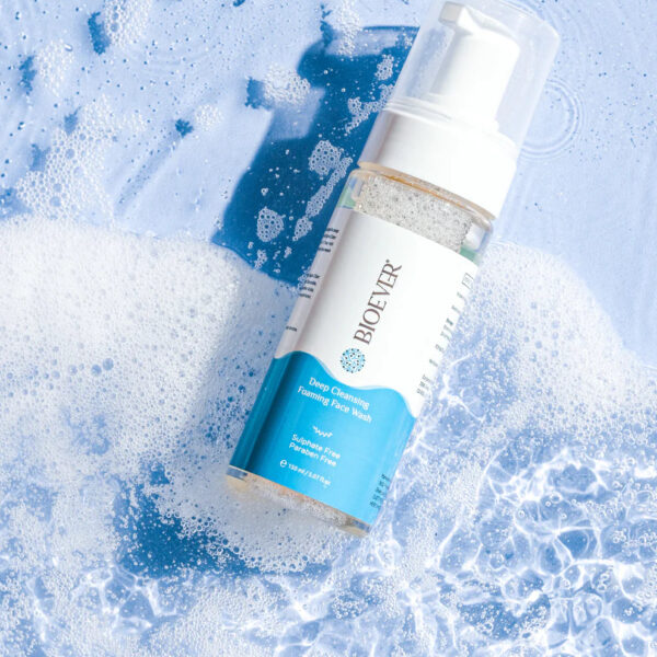 Apple Cider Vinegar Foaming Facewash with Salicylic Acid and Aloe Vera Extract for Deep Cleansing, All Skin Types - 150ml