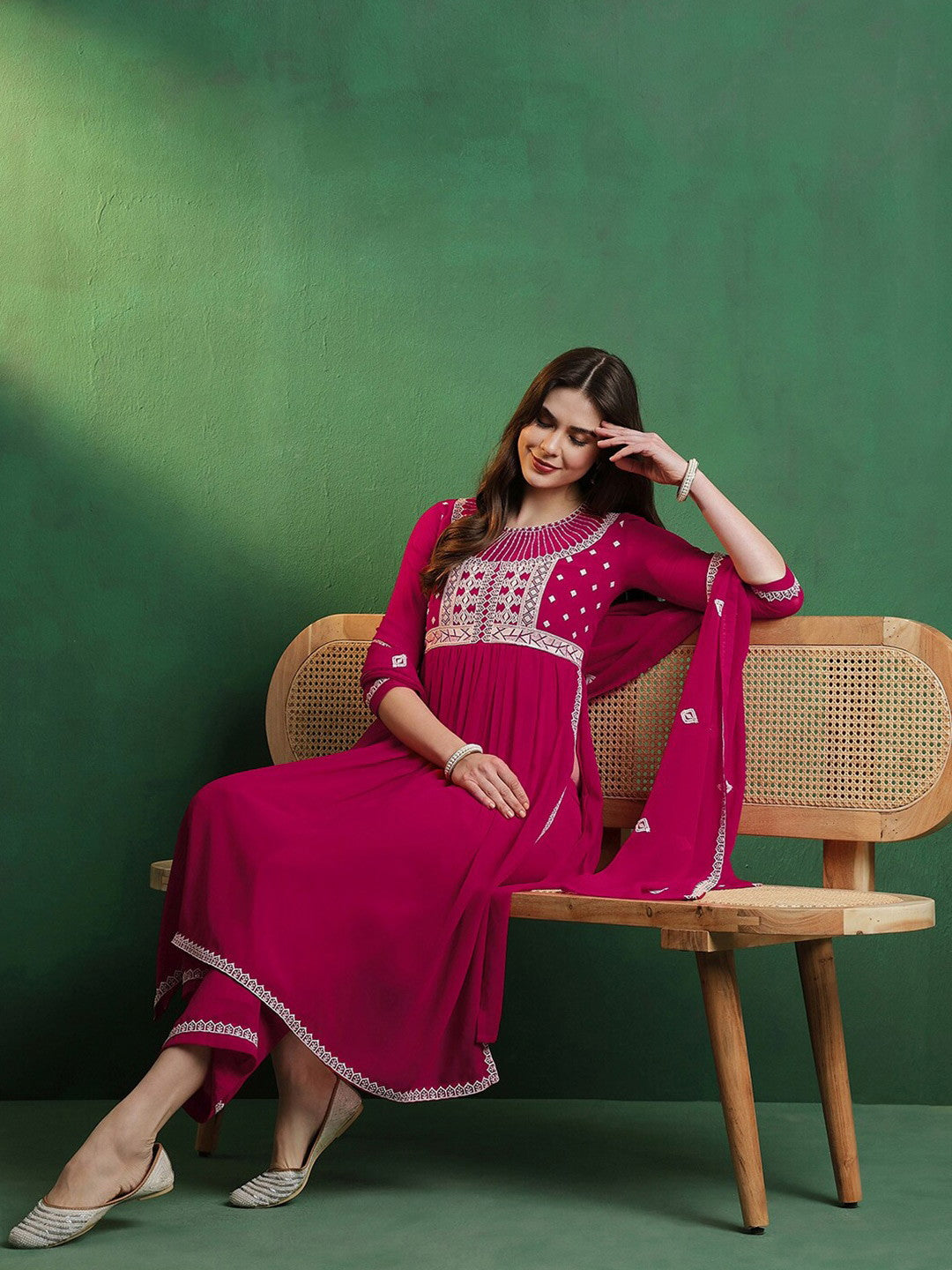 1718270849-518903715 Georgette Embroidary Print Kurti With Pant and Dupatta Dropshipera