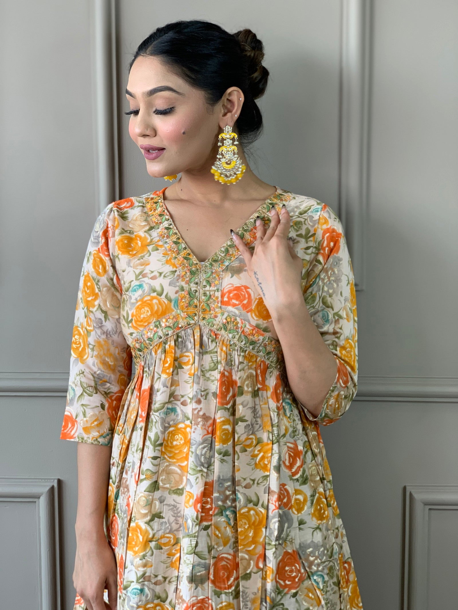 1718348176-1529477497 Alia Designe Kurta set with Knee Bottom Pant and Plain Dupatta Dropshipera