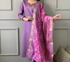 Luxurious Chanderi Silk Purple Kurta Set with Bottom and Dupatta