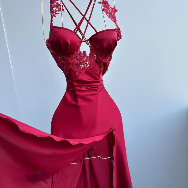 Romance in Maroon Nighty - Premium Satin Material (Maroon, Free Size)