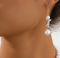 a70bbad8-da2e-4c2f-910c-1fbb119c4b50 Thorn Stitching Pearl Necklace Women My Store