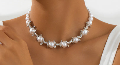 b841c20c-f8b8-40d7-88c5-7ab64d0b677b Thorn Stitching Pearl Necklace Women My Store