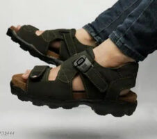 Outdoor Sandal for Men (Olive, 6)