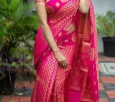 Jacquard Saree With Blouse For Women (Pink, 6.3M)