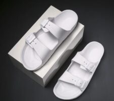 Richale Stylist White Slider For Men