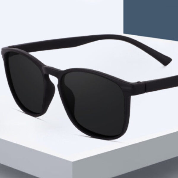 Sky Wing Round Latest Stylish UV Protected Sunglasses For Men & Women Black