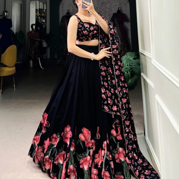 The Perfect Blend of Tradition And Sparkle Lehenga Choli